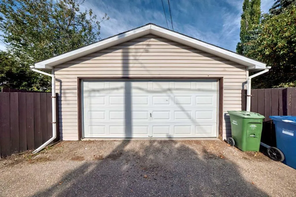 112 Queensland Place SE