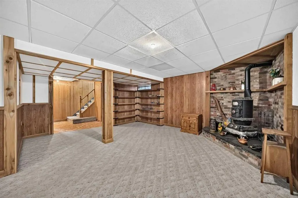 112 Queensland Place SE