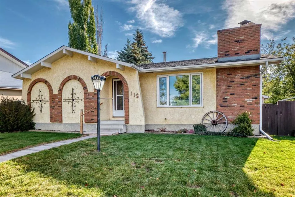 112 Queensland Place SE