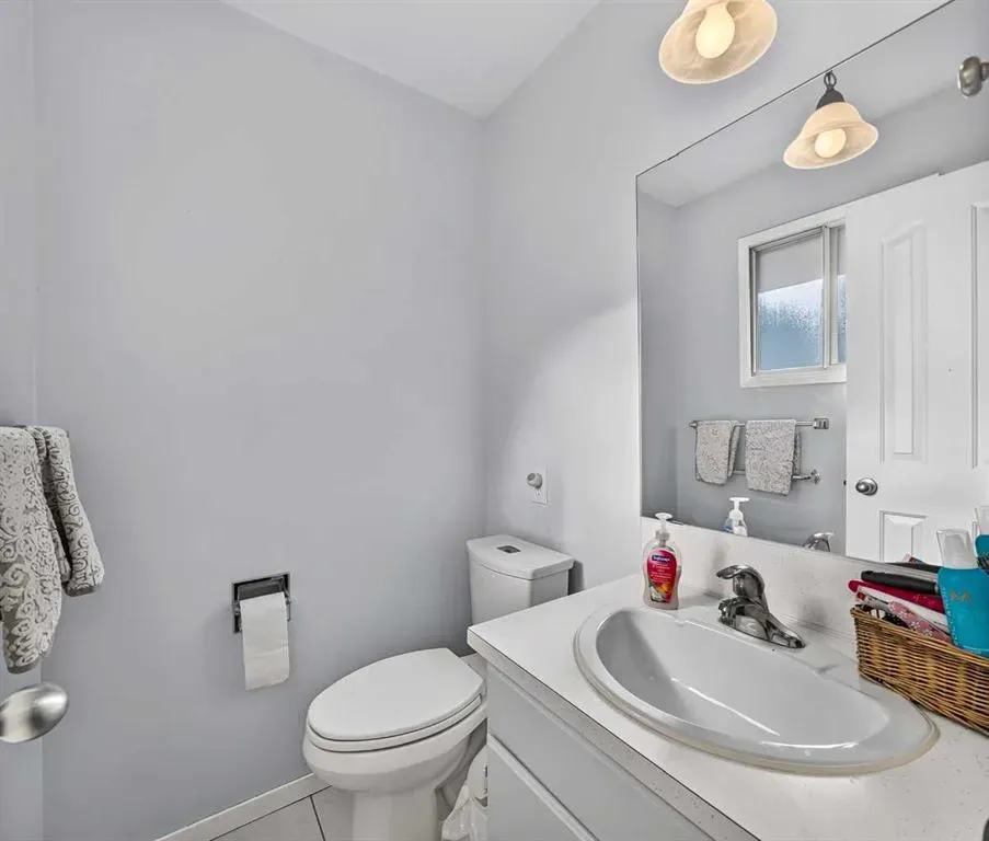 112 Queensland Place SE