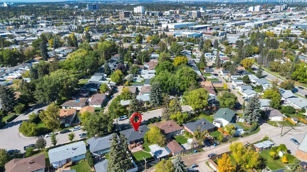 70 Fairview Crescent SE