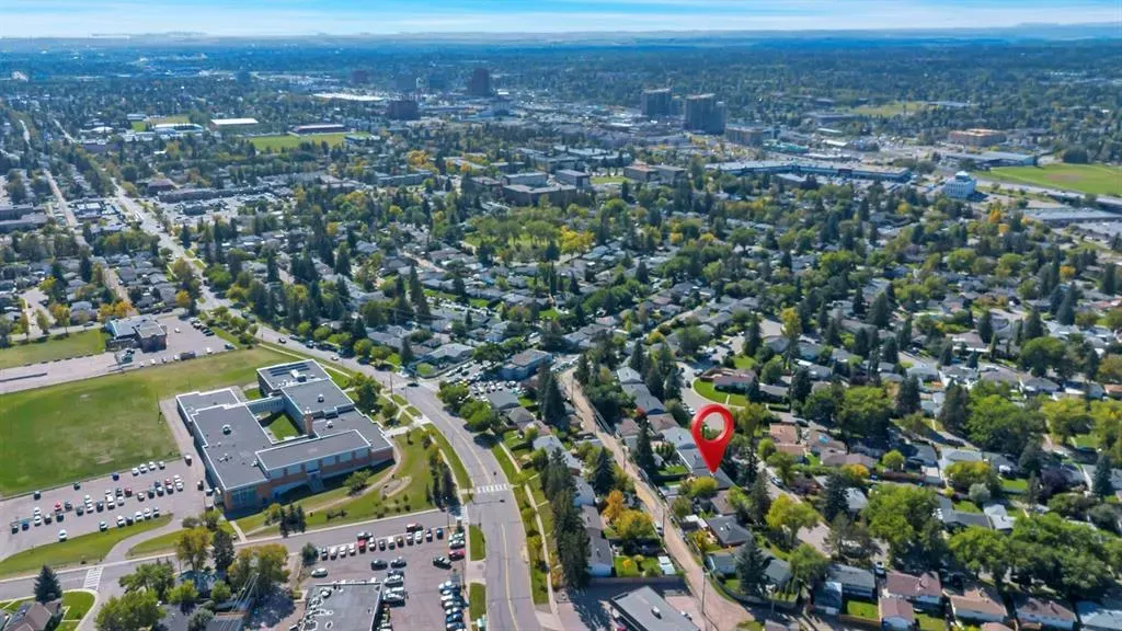 70 Fairview Crescent SE