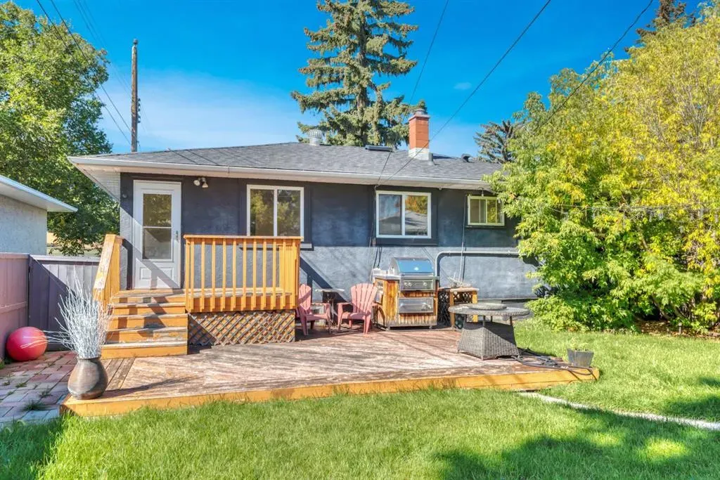 70 Fairview Crescent SE