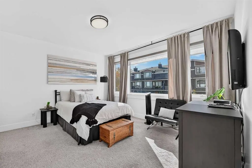 940 38 Street SW #1