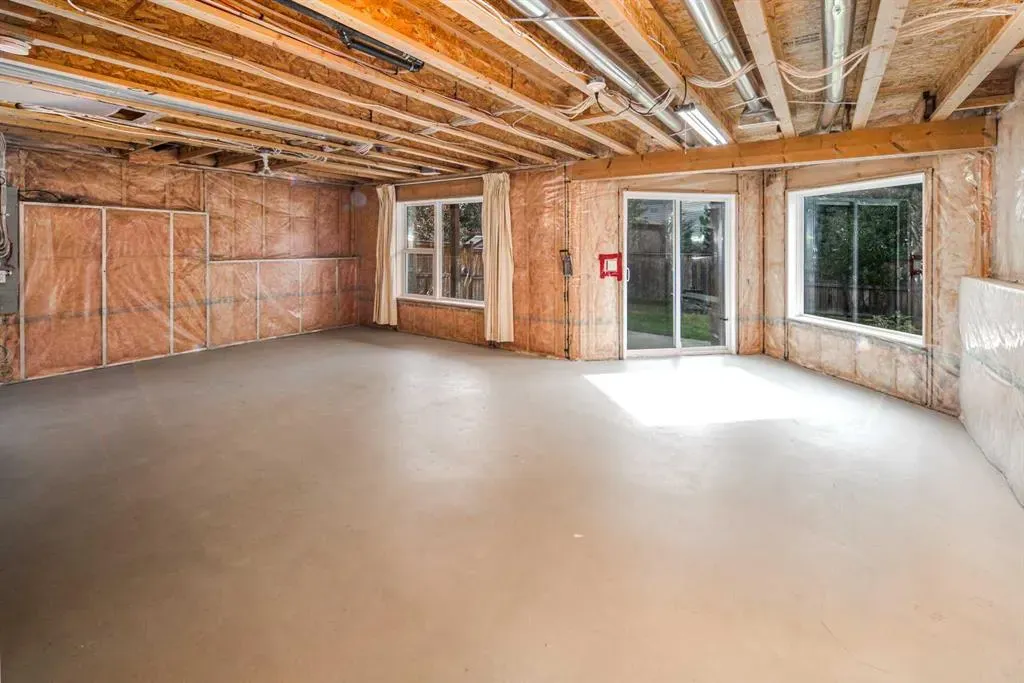 112 Everridge Drive SW