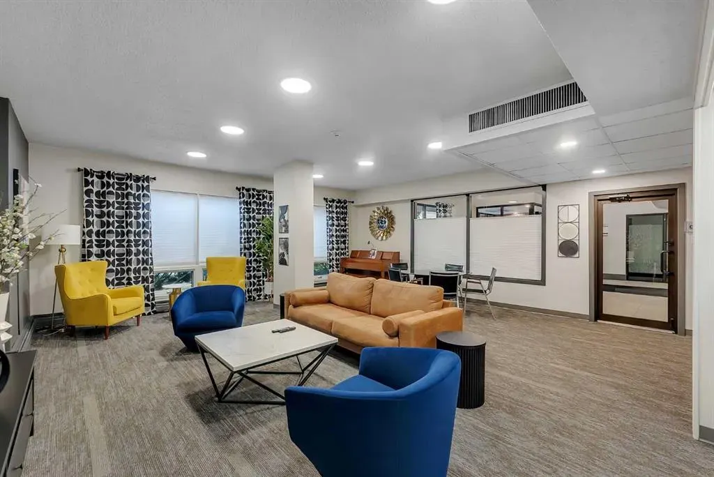 540 14 Avenue SW #920