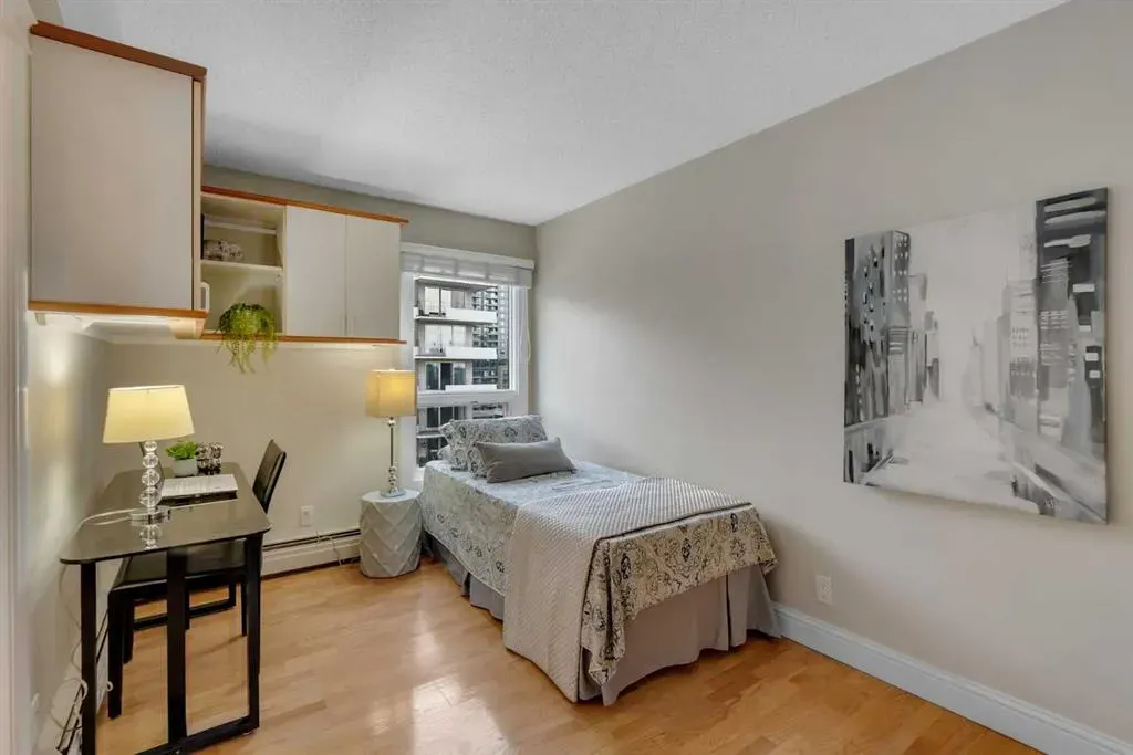 540 14 Avenue SW #920