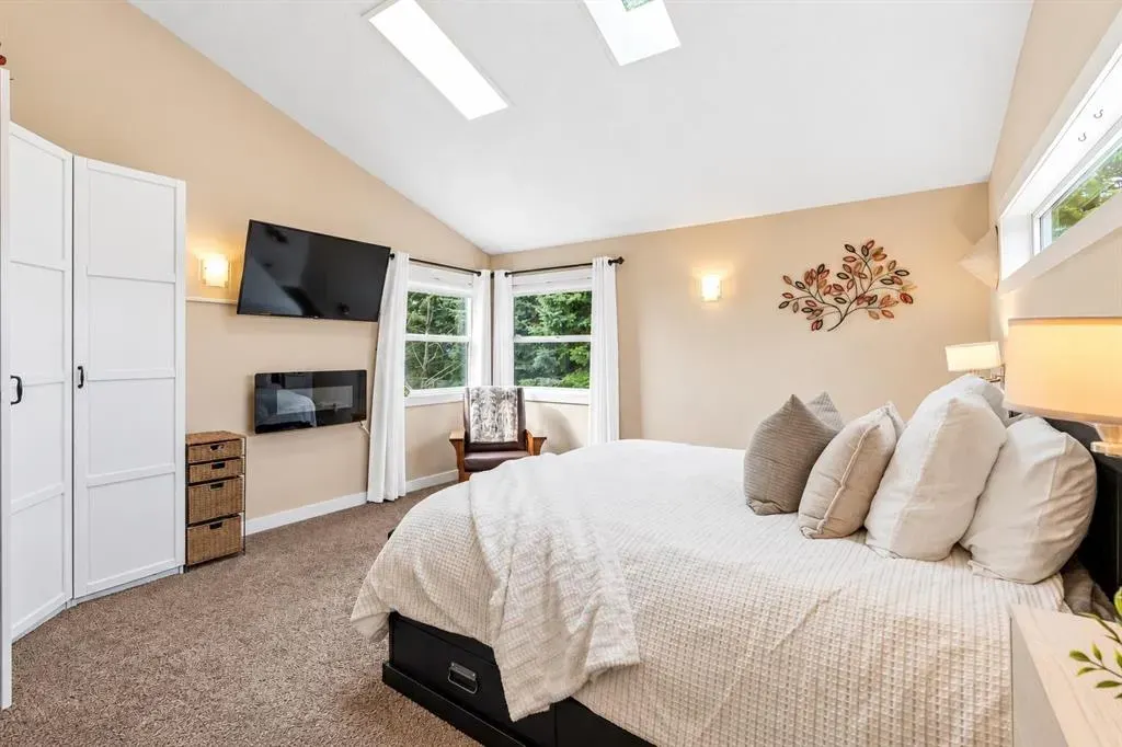 7 Big Hill Creek Estates