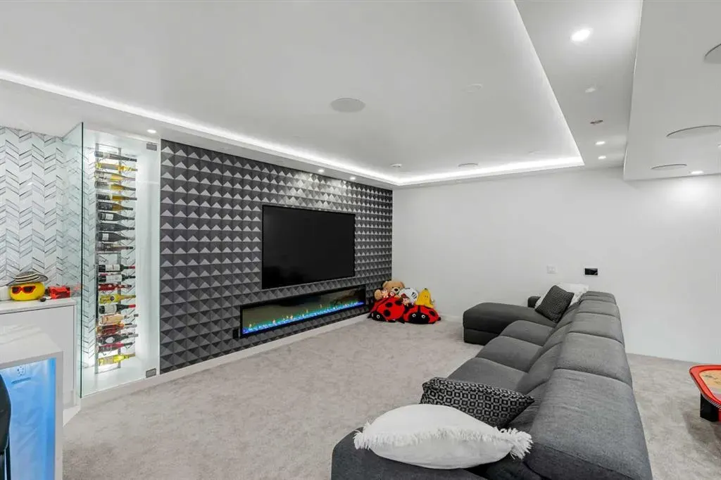 107 Masters Way SE