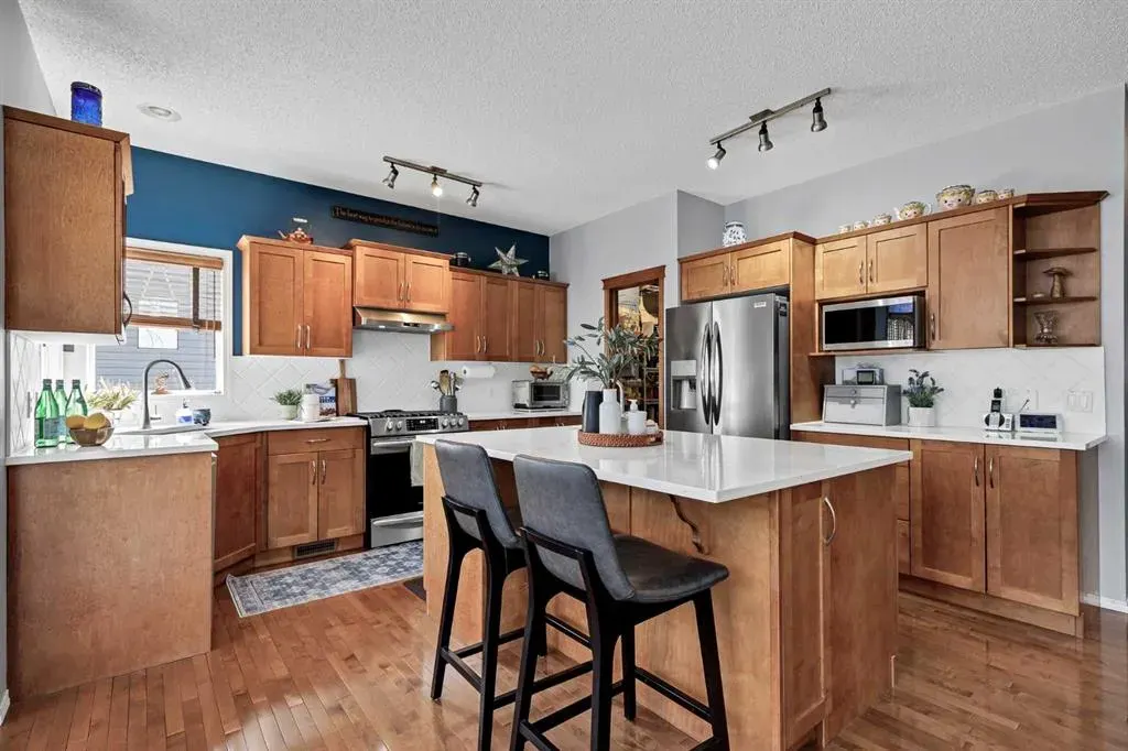 402 Fairways Mews NW