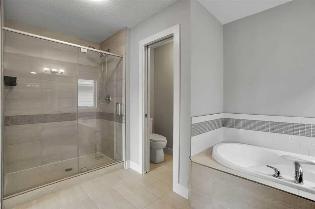 92 Masters Court SE