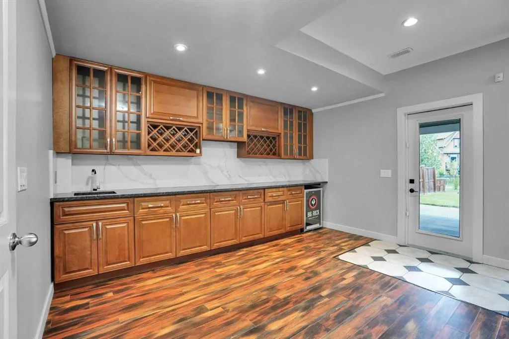 92 Masters Court SE