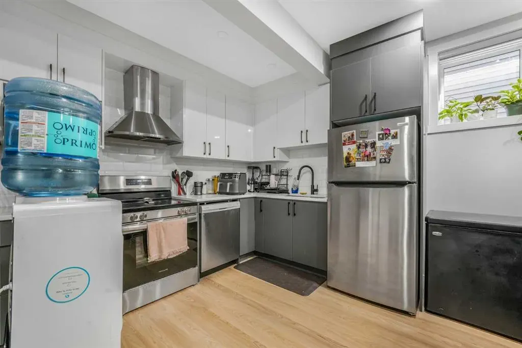 58 Creekside Avenue SW