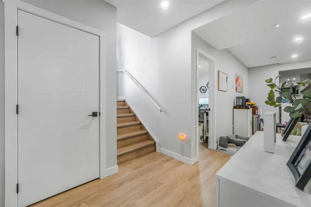 58 Creekside Avenue SW