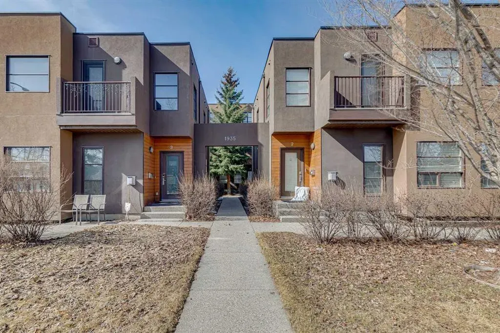 1935 35 Street SW #7