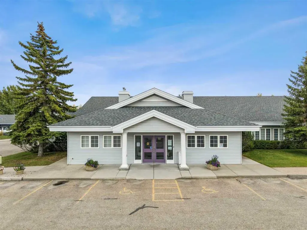 99 Arbour Lake Road #142