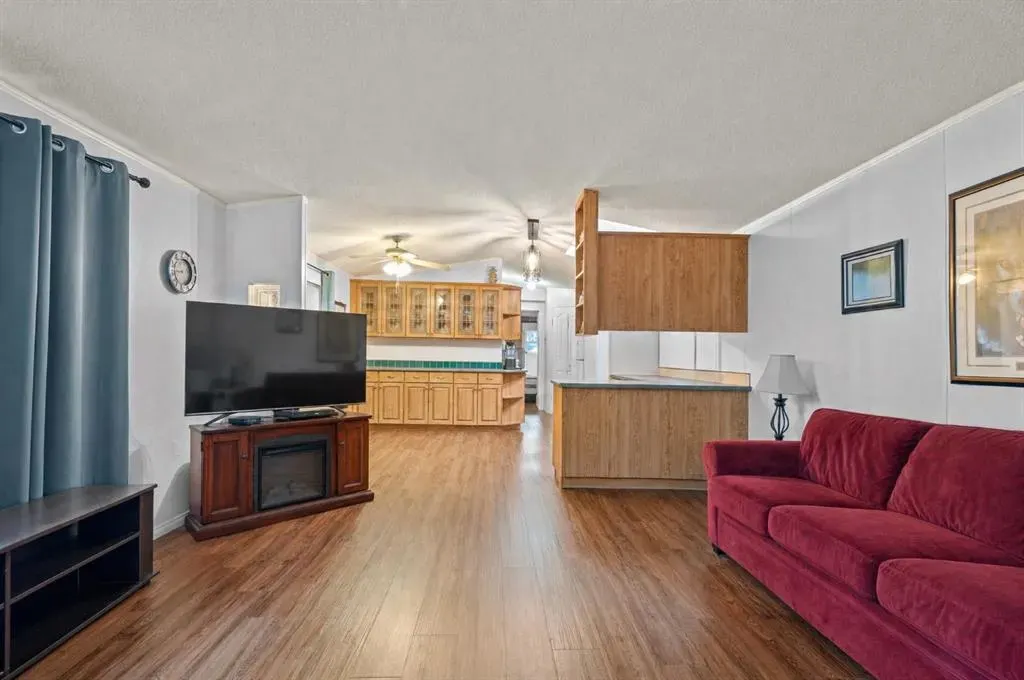 99 Arbour Lake Road #142