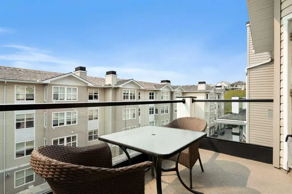 369 Rocky Vista Park NW #422