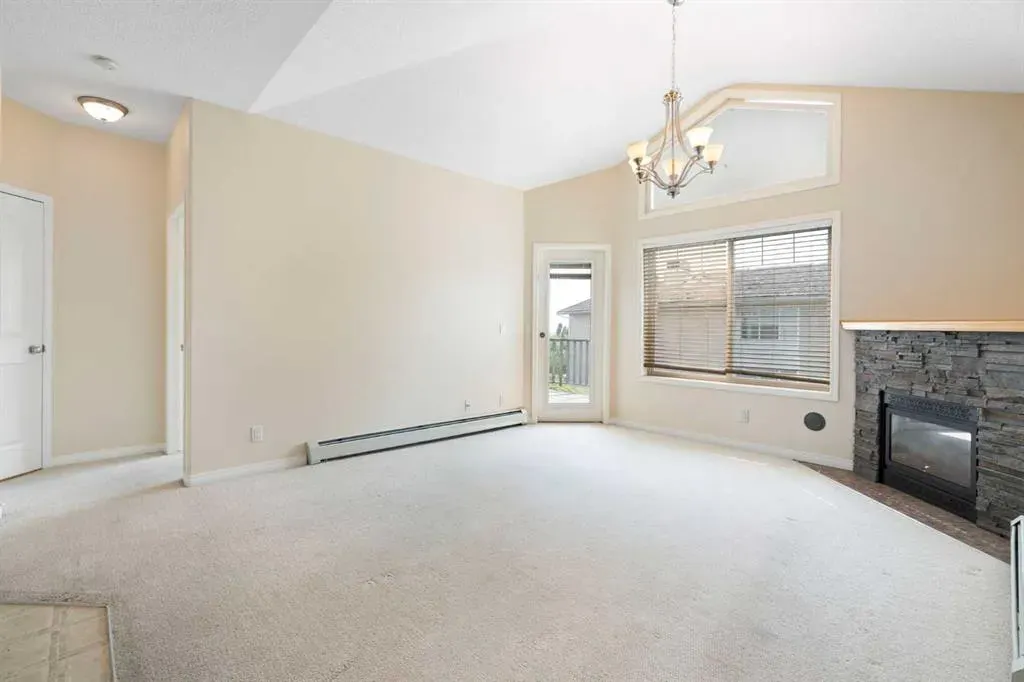 369 Rocky Vista Park NW #422