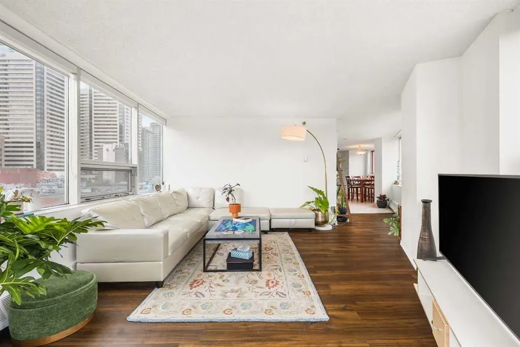 128 2 Avenue SE #506