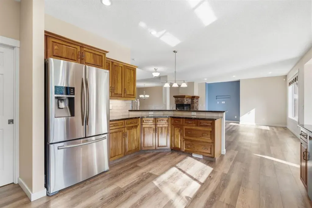 31 Chapala Close SE