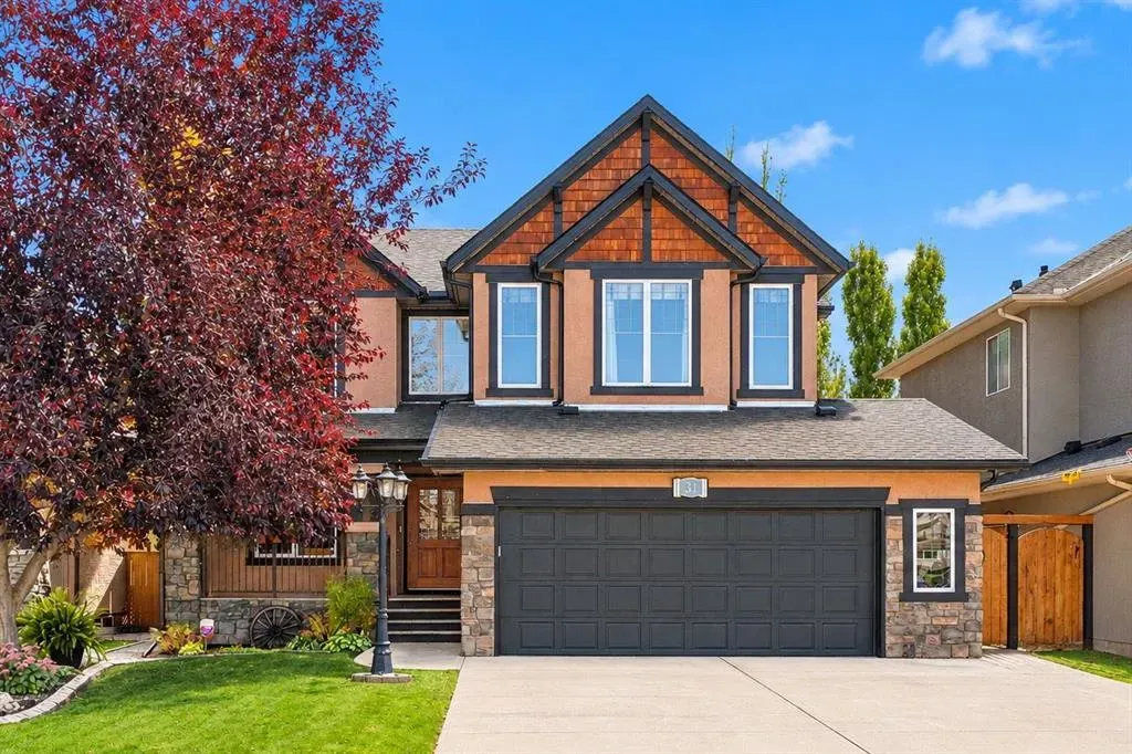 31 Chapala Close SE