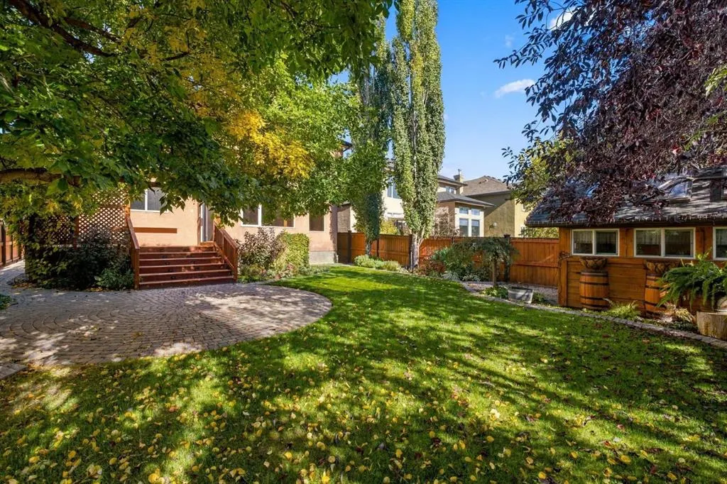 31 Chapala Close SE