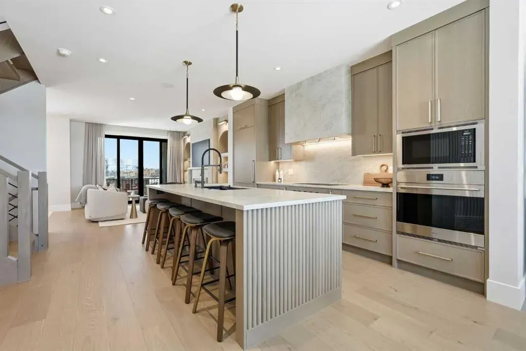 1700 73 Street SW #305