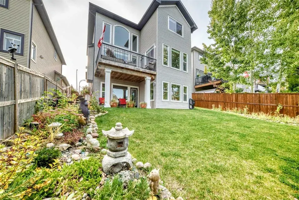14 Westmount Way