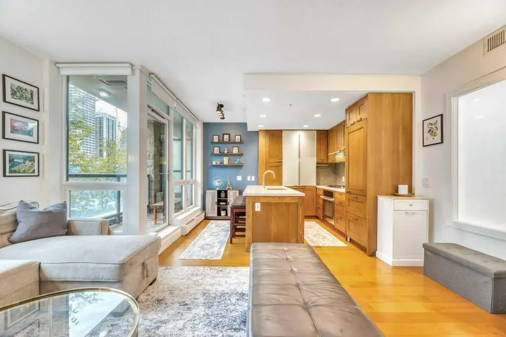 222 Riverfront Avenue SW #220