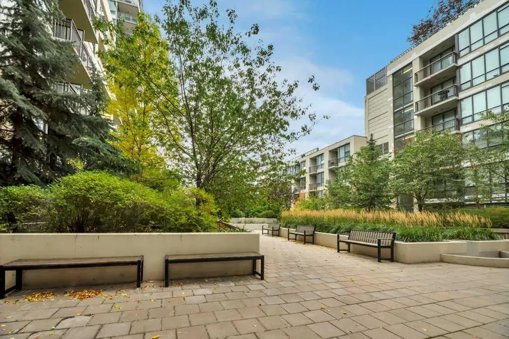 222 Riverfront Avenue SW #220