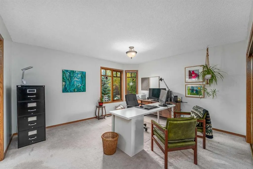 236 Edgebrook Gardens NW