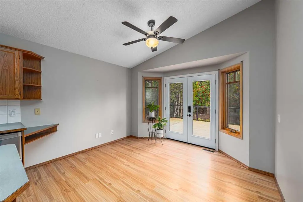 236 Edgebrook Gardens NW