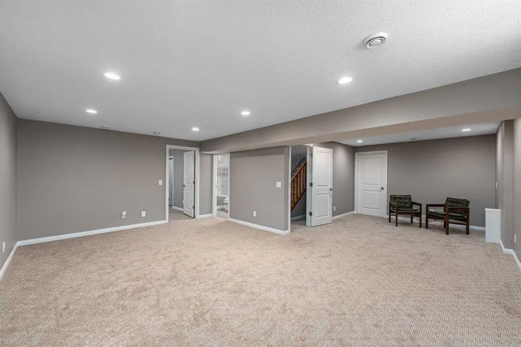 236 Edgebrook Gardens NW