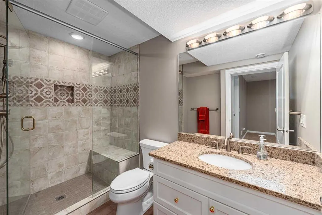 236 Edgebrook Gardens NW