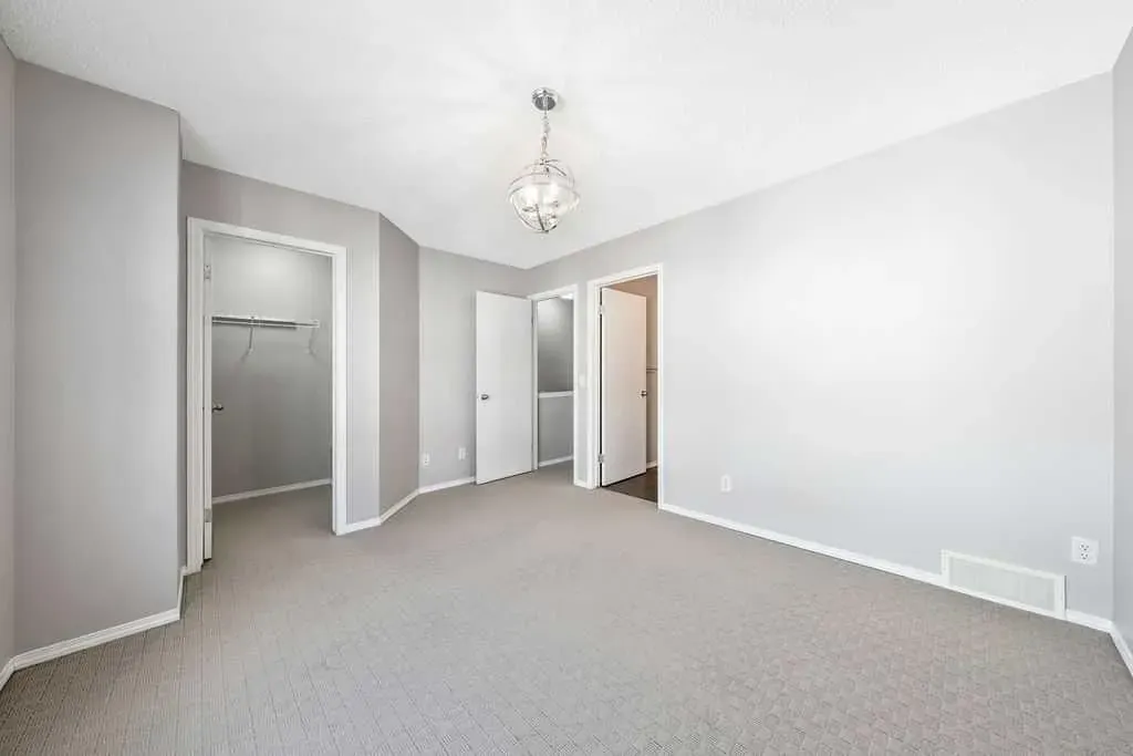 205 Toscana Gardens NW
