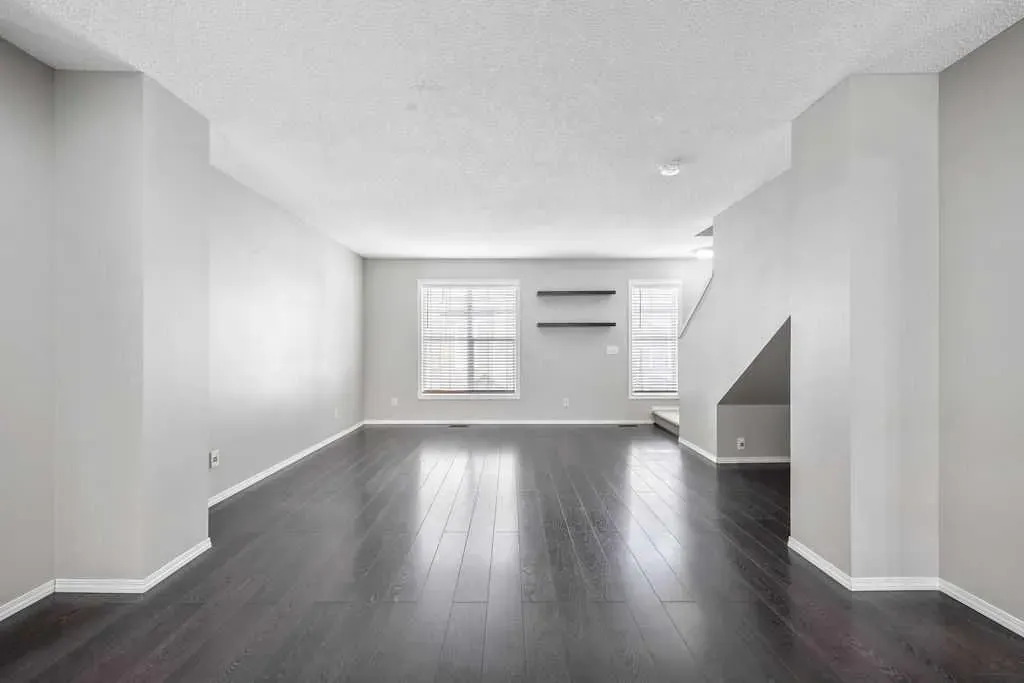 205 Toscana Gardens NW