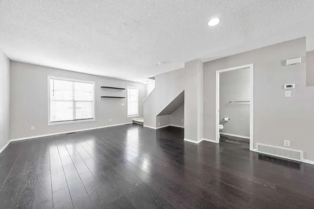 205 Toscana Gardens NW
