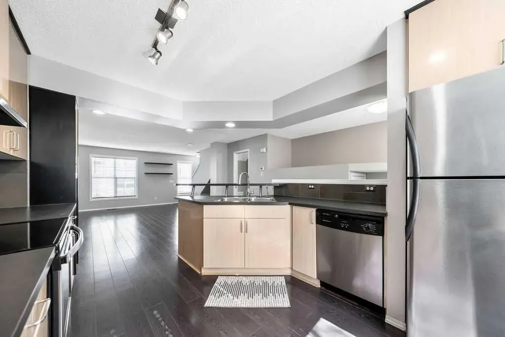 205 Toscana Gardens NW