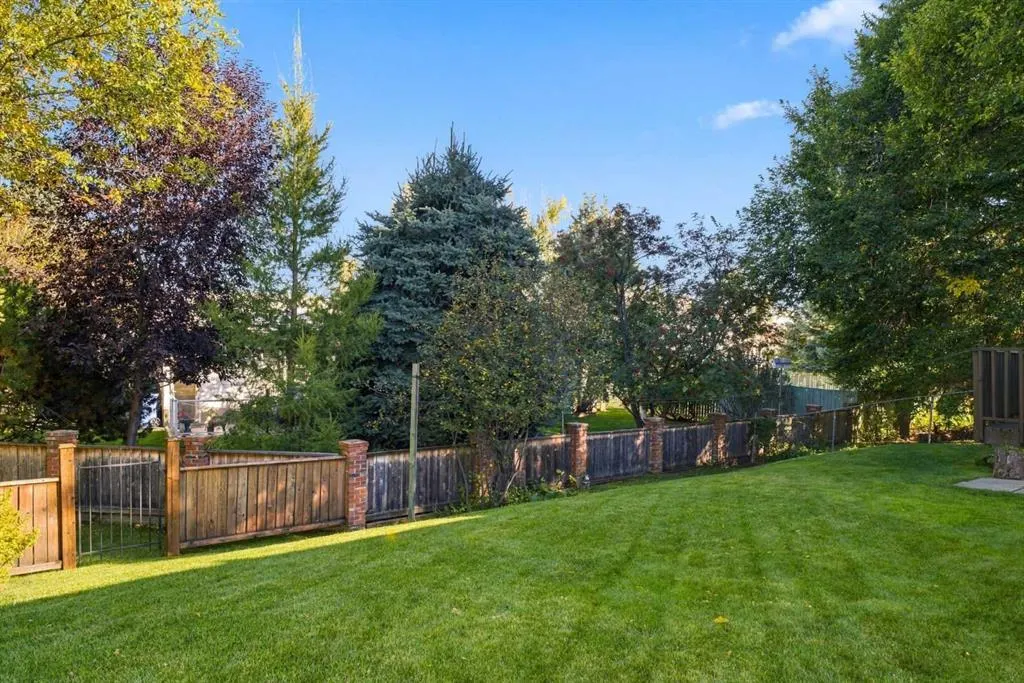 340 Canniff Place SW