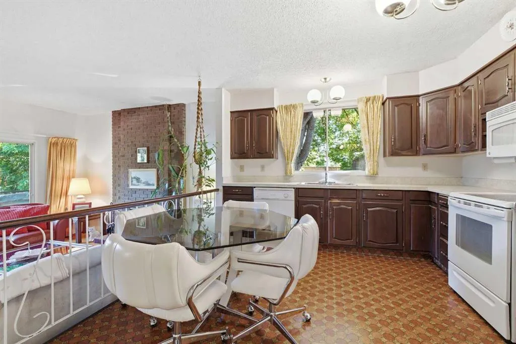 340 Canniff Place SW
