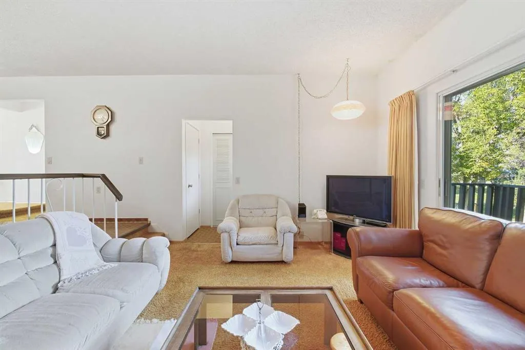 340 Canniff Place SW