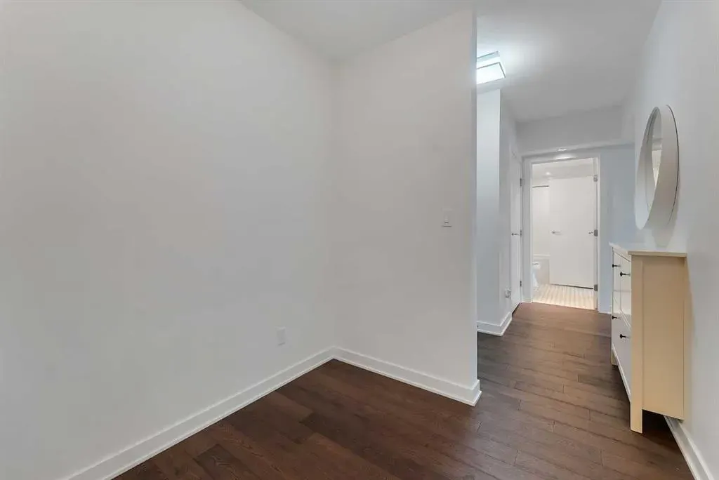 930 6 Avenue SW #1205