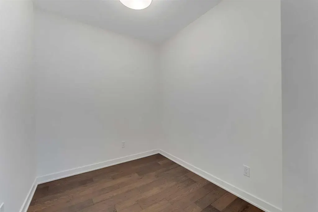 930 6 Avenue SW #1205