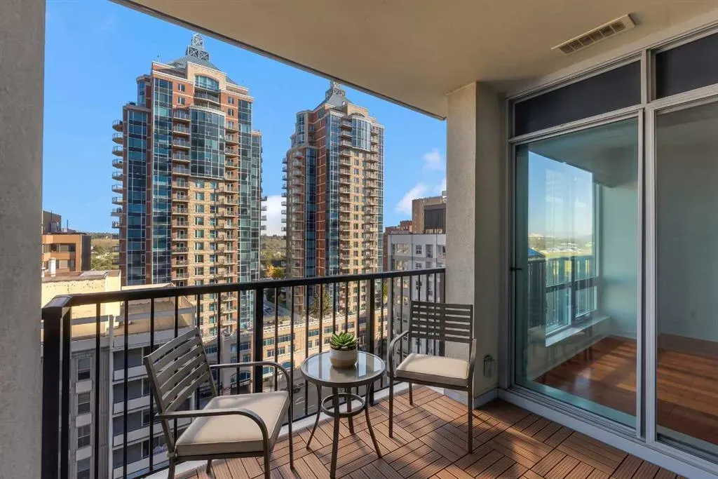 930 6 Avenue SW #1205