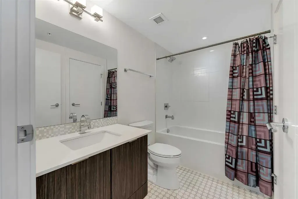 930 6 Avenue SW #1205