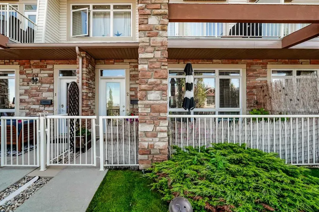 140 Rockyledge View NW #2