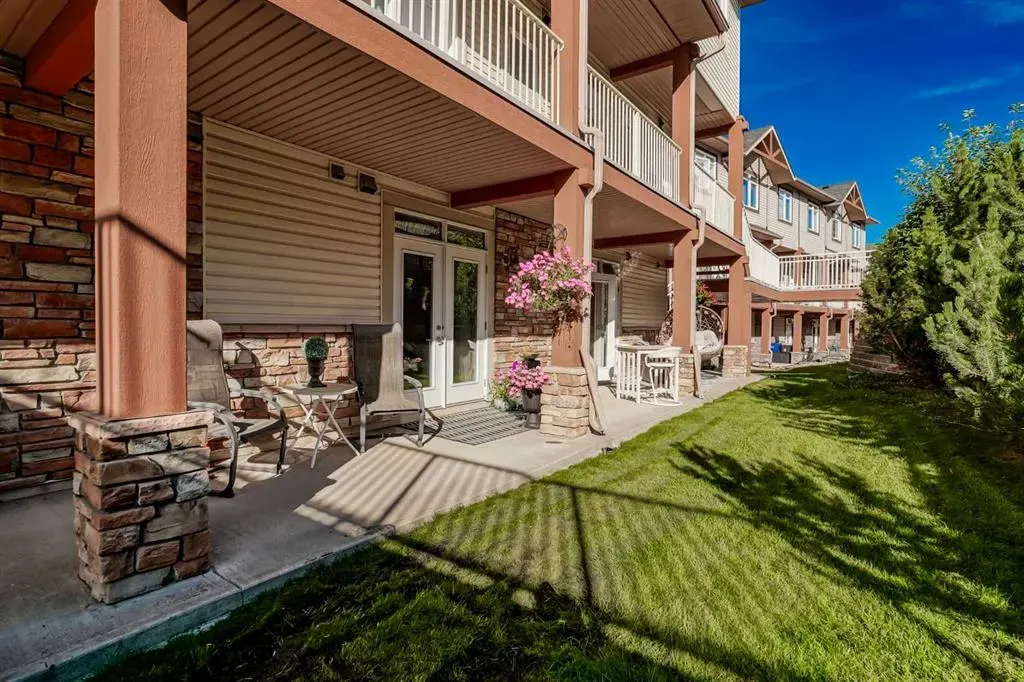 140 Rockyledge View NW #2
