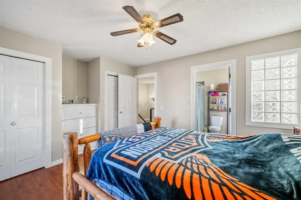 25 Sheep River Drive