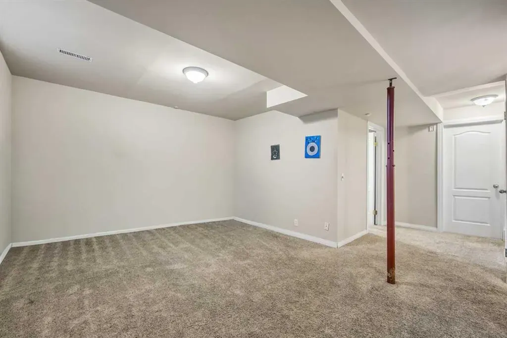 25 Sheep River Drive